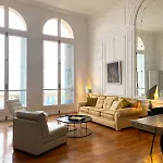 Beautiful Period Riviera Palace 公寓