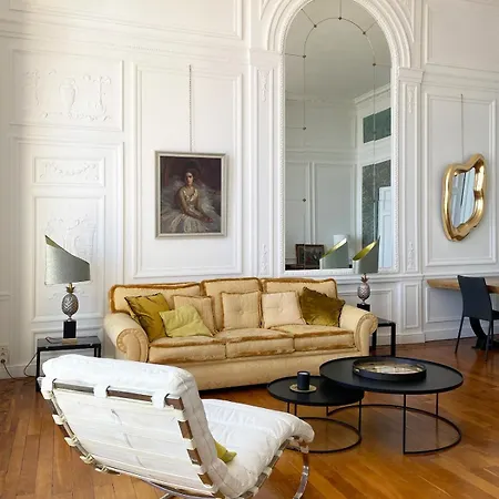 Beautiful Period Riviera Palace *